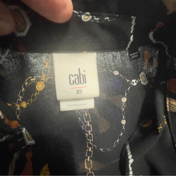 Cabi 3861 Victoria Blouse Fall 2019 Small EUC - Picture 8 of 12